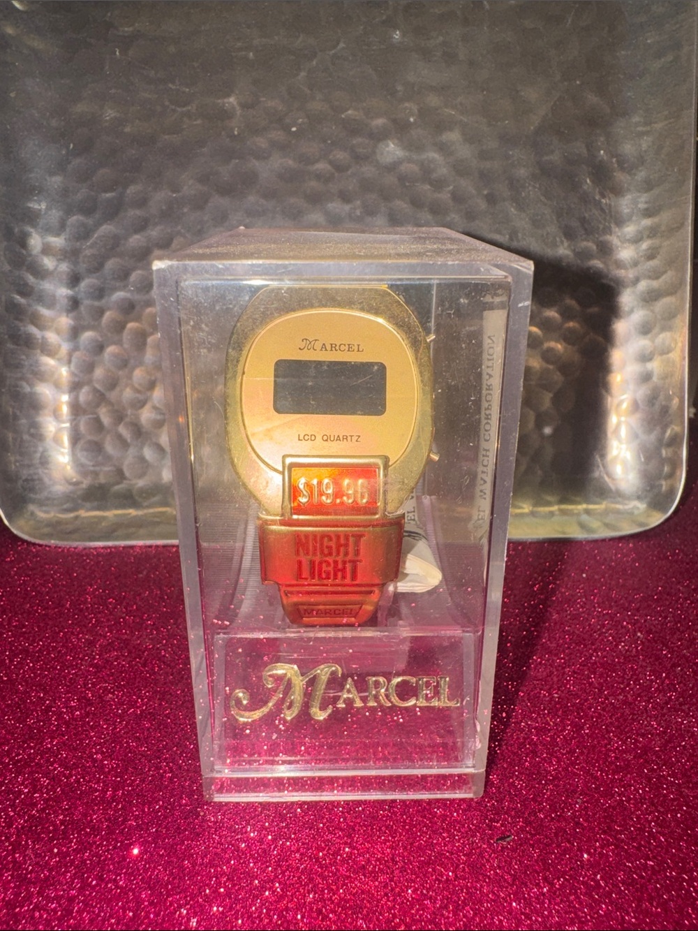 Vintage/retro Marcel Gold Tone LED Night Light Watch